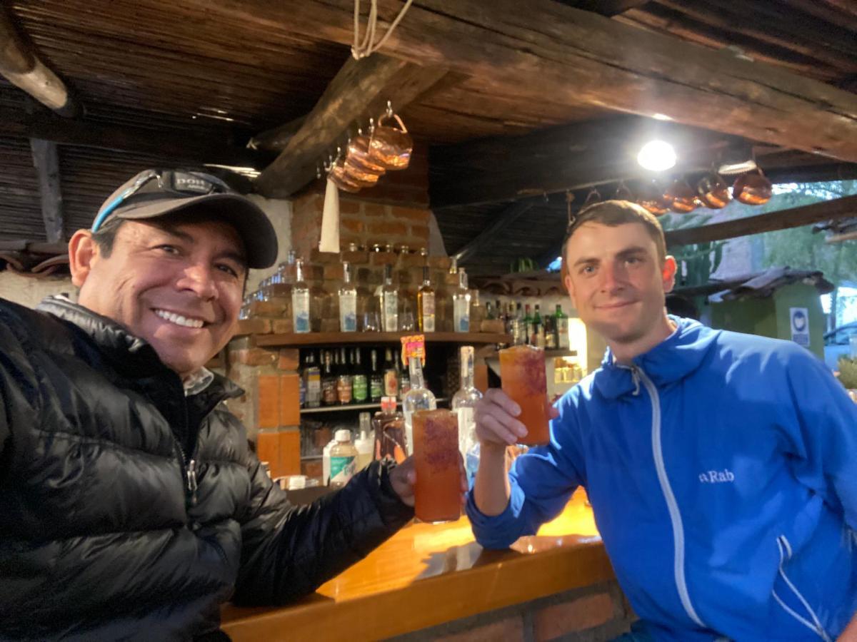 Casona Lara Lodge & Distillery Caraz エクステリア 写真